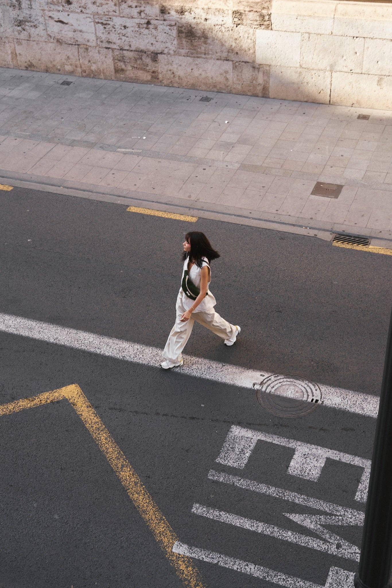 Recitem - Wholesale Crossbody Bag - Unisex - Banane Laia2