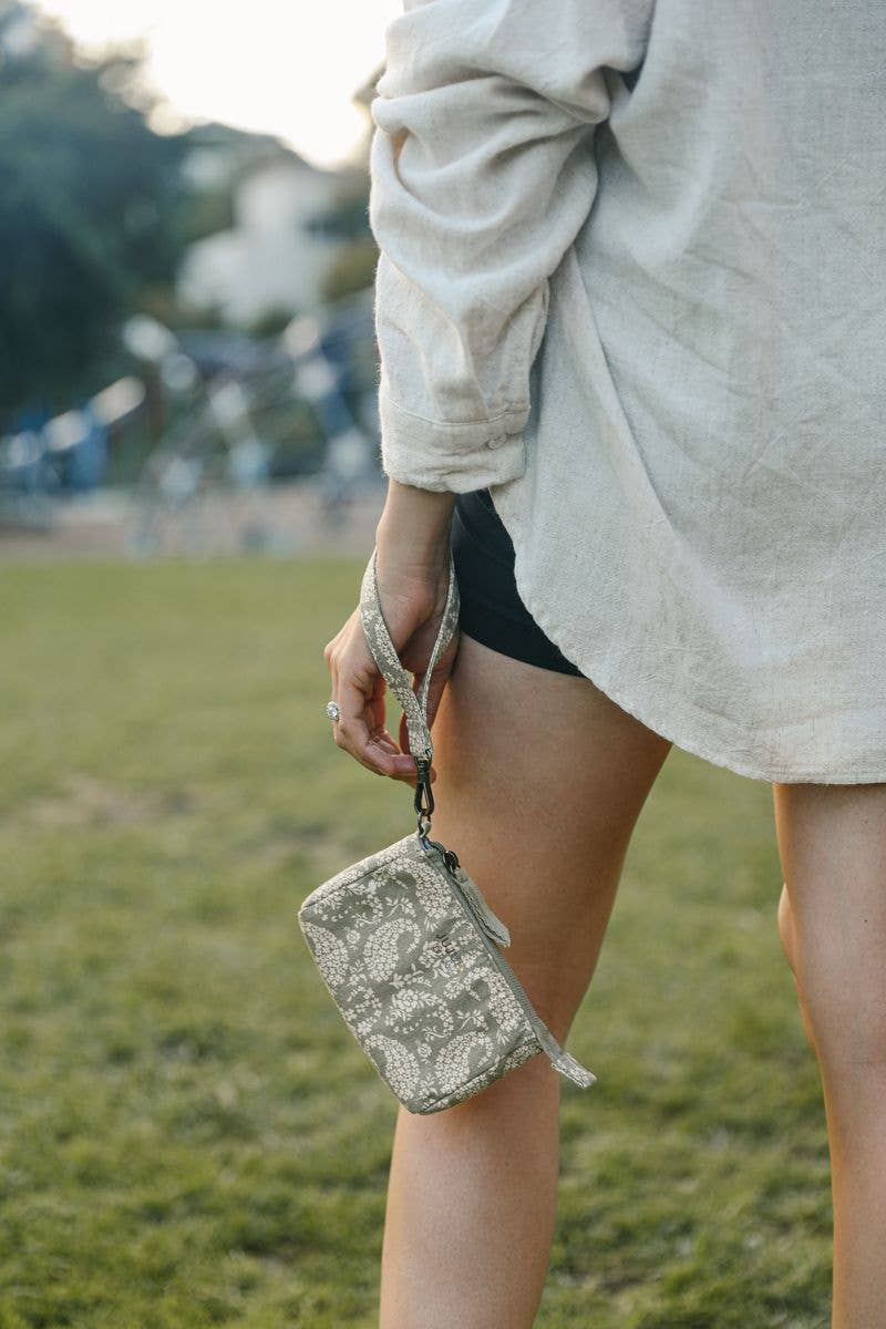 JuJuBe - Wholesale Pouch - Women's - 3-piece Pouch Set Paisley Floral6