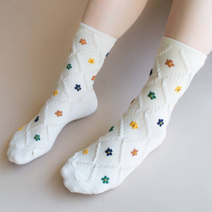 Cream Ann Cottage Floral Casual Socks for wholesale on Faire