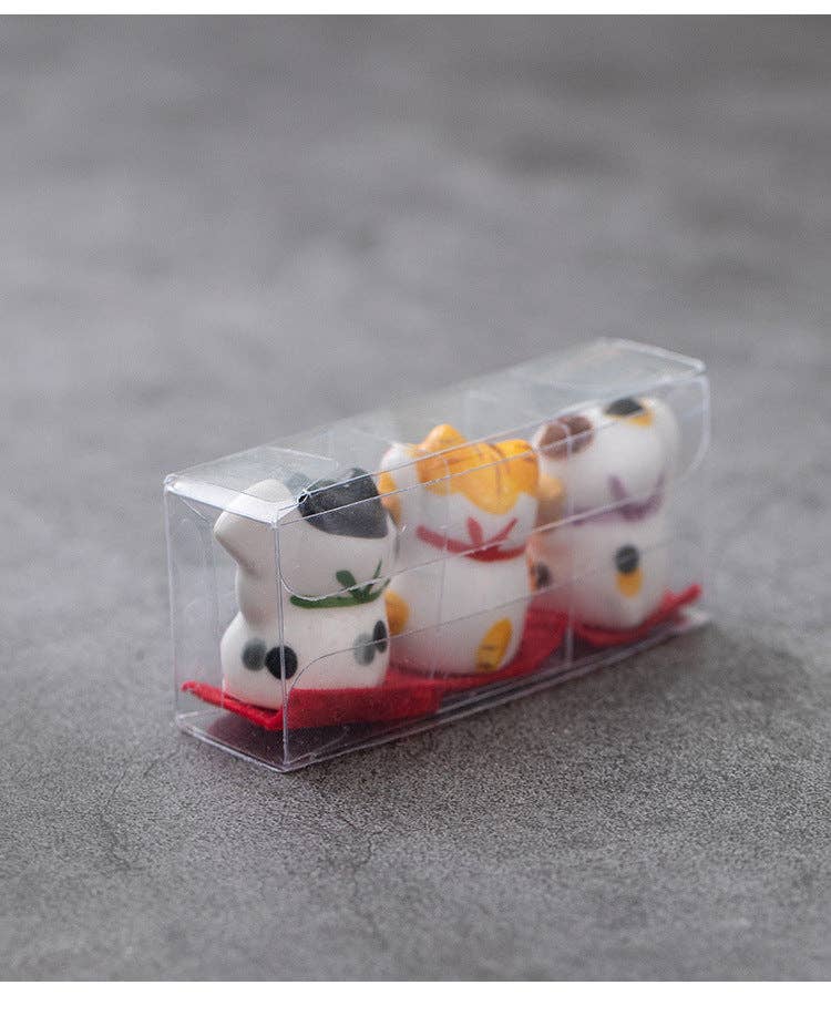 Gohobi （We cover U.S. import duties） - Wholesale Decorative Figurine - Gohobi A set of 3 Ceramic Lucky Cat Ornaments9