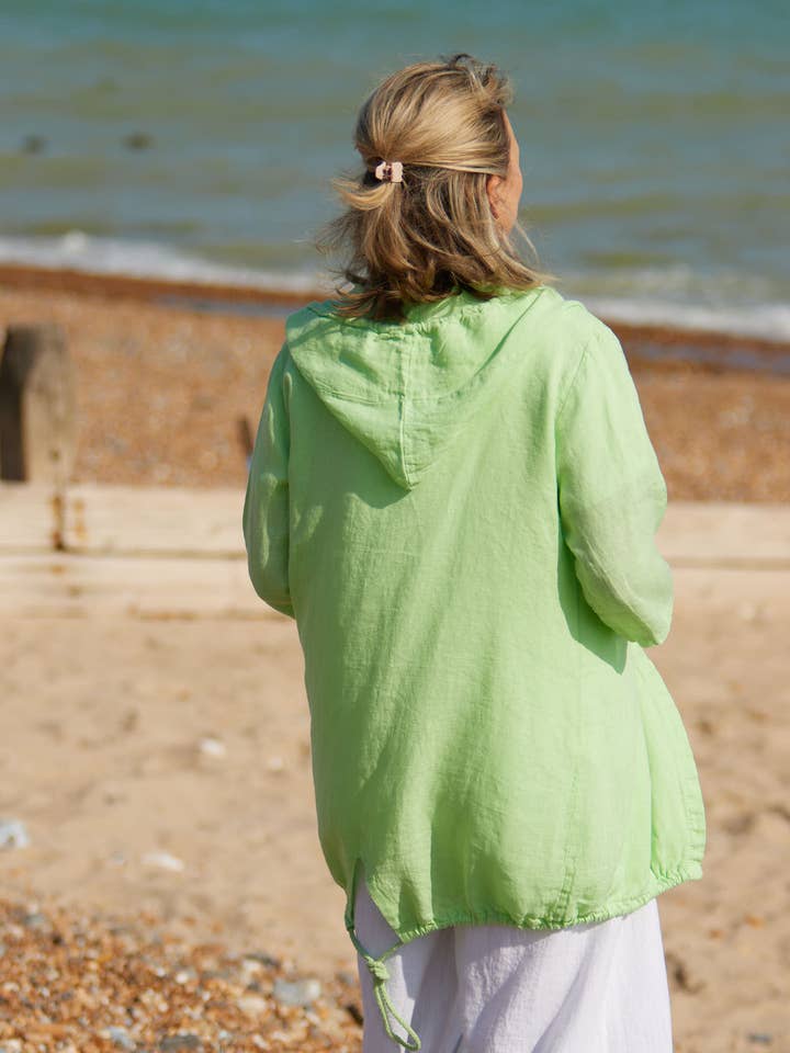 Casual huvjacka i linne för wholesale av Cadenza Italy Ltd