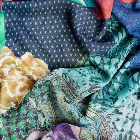 Chloe & Lex - Wholesale Scarf - Women's - Bundle of 50 Assorted Scarves- Final Sale - Wholesale Set