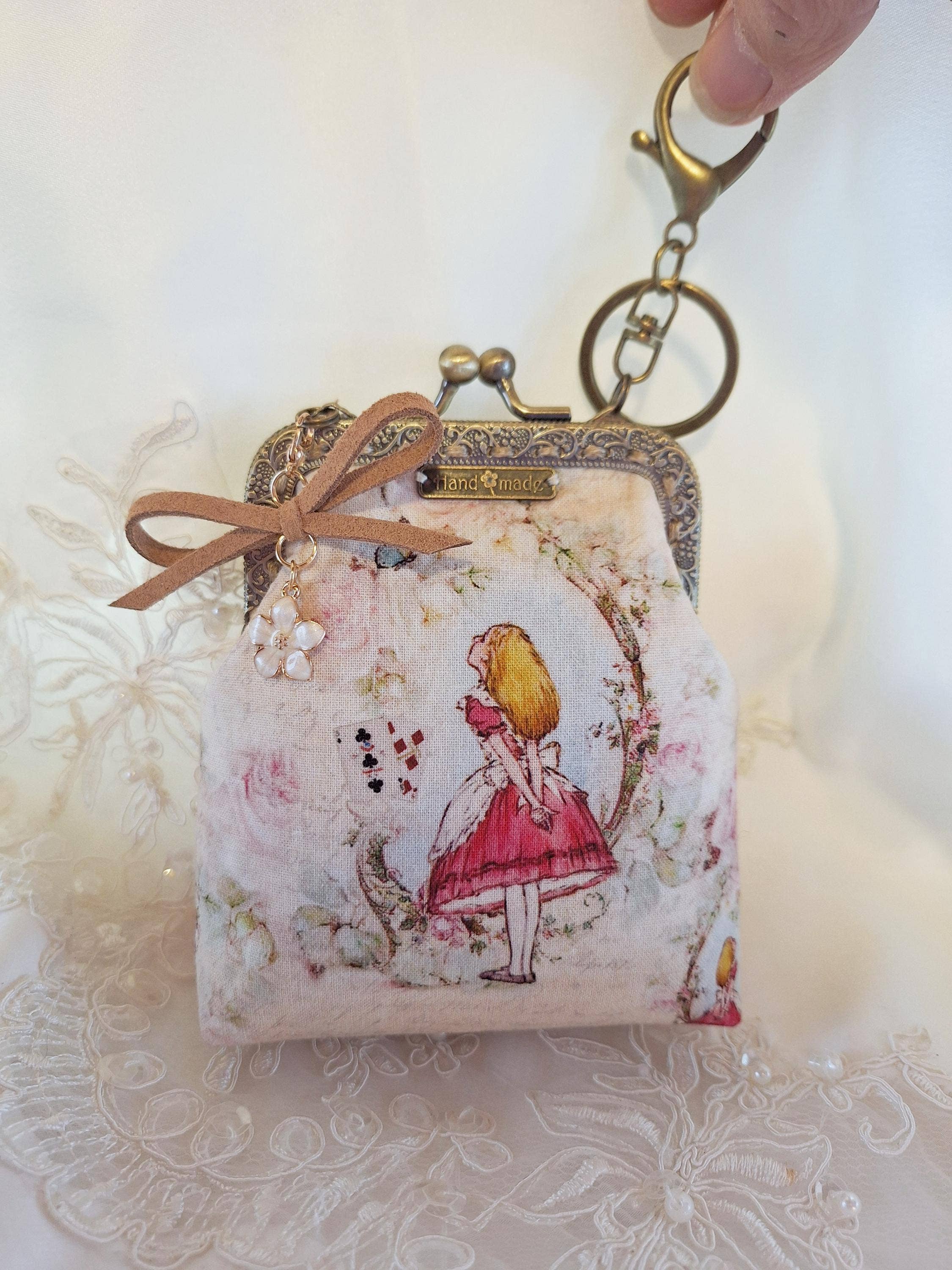 LeisTextileStudio - Wholesale Coin Purse - Women's - Handmade Alice In Wonderland Kiss Lock Coin & Card Purse8