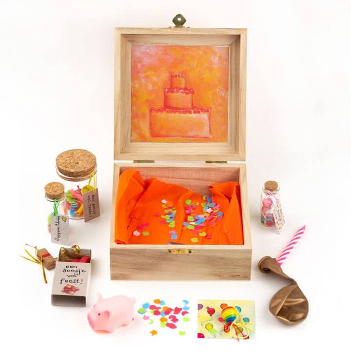 Pacchetto regalo di compleanno per la vendita all'ingrosso da parte di Sidedish Cards