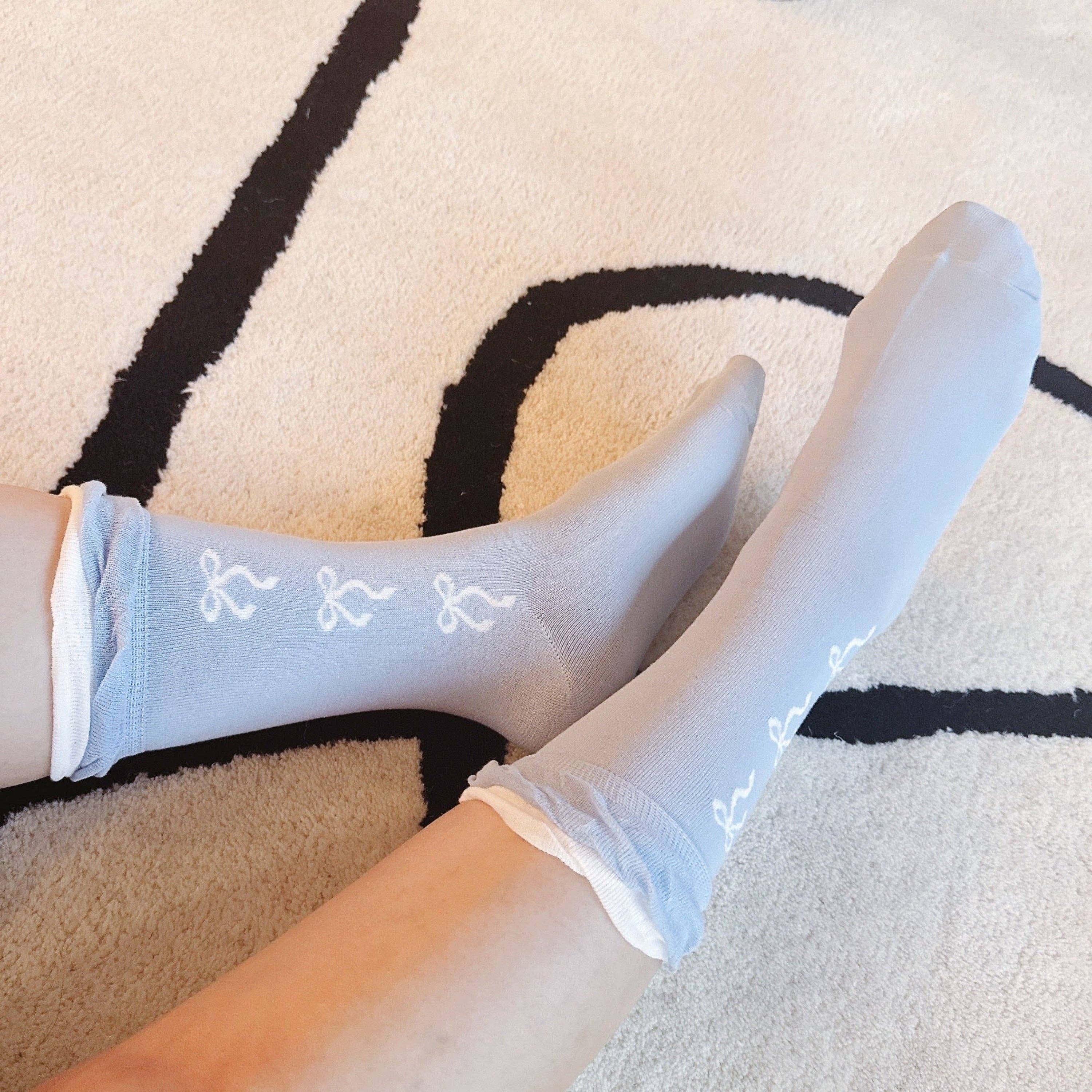 Ellison+Young – wholesale Socks – Women's – Lovely Bows Socks Set Of 24