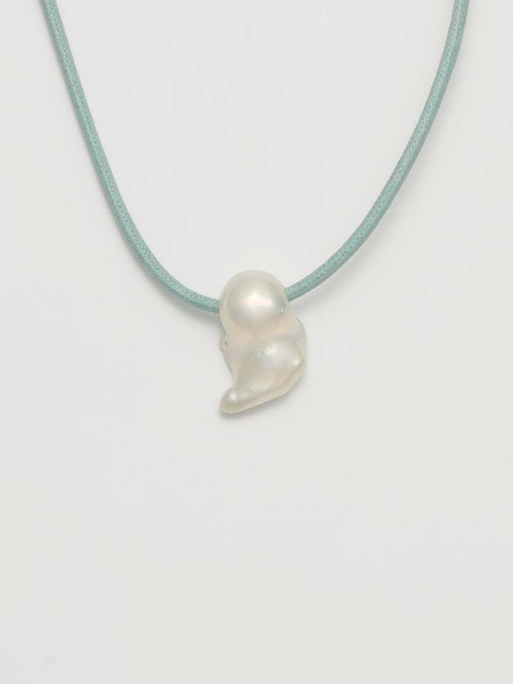 B. Pearl 016, japanische gewachste Schnur für den Großhandel von Sentient Jewelry