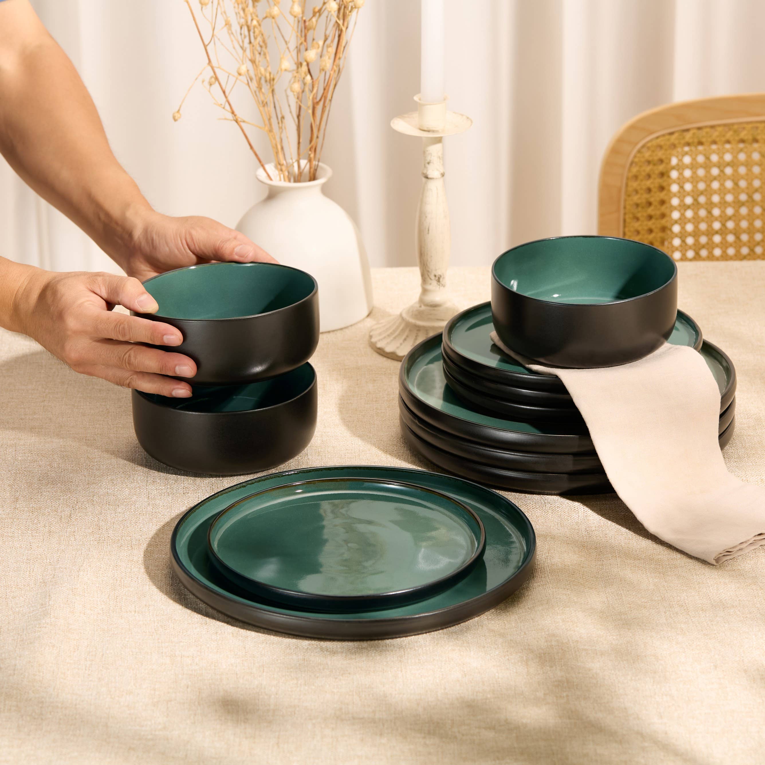 Kook - Wholesale Dinnerware Set - Kook Ceramic Dinnerware Set, 12 Piece, Somerset Collection12
