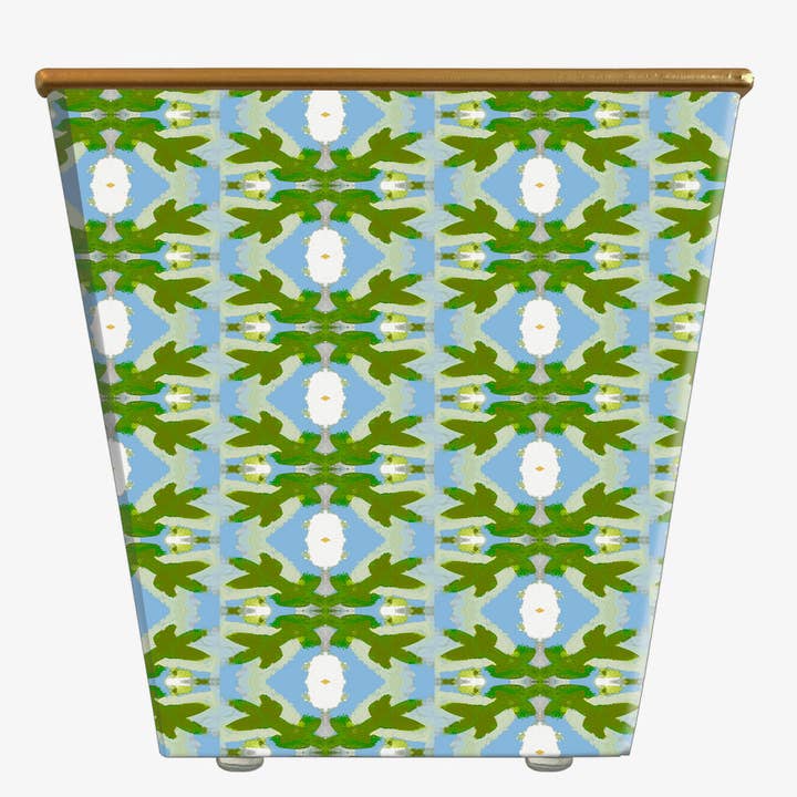 Laura Park Apres Ski Cachepot Candle for wholesale by Hedge Farm Candles and Containers