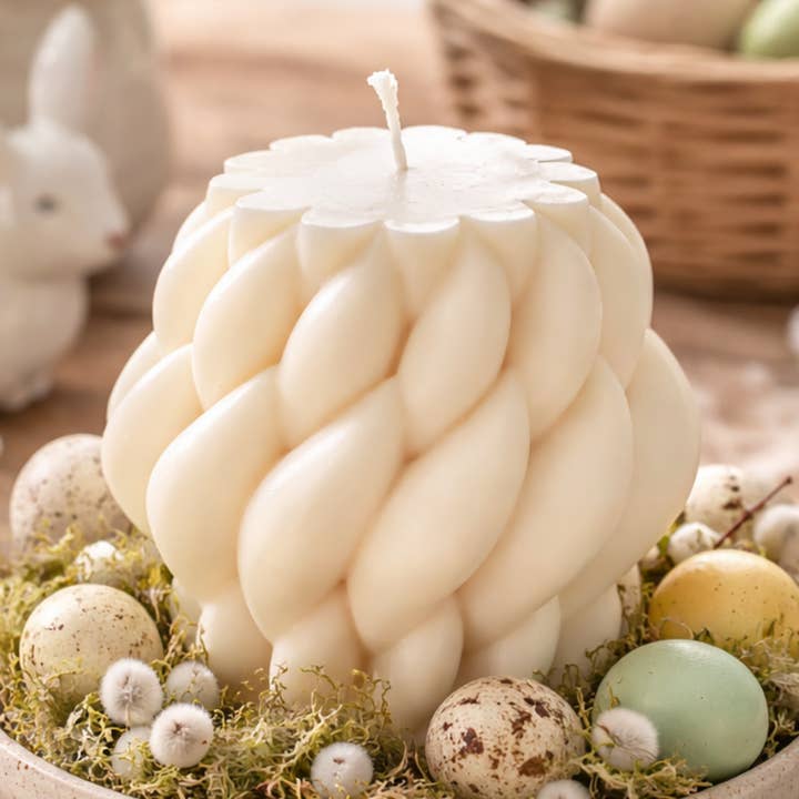 Escultura Vela Karla Grande – Cera de colza, H 11 cm para venta al por mayor de NOMA Studio