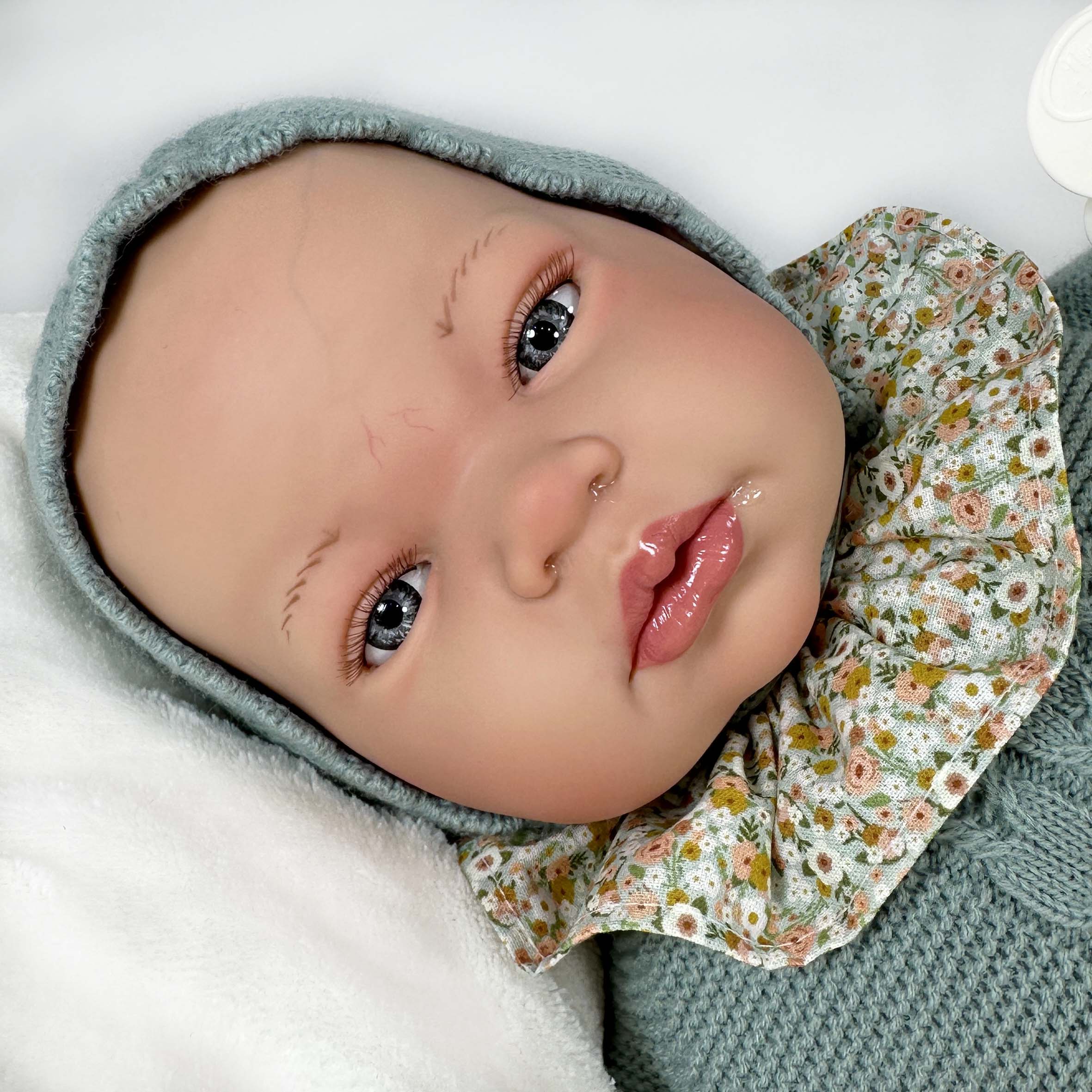 Nines Artesanals d'Onil Dolls - Wholesale Doll - Kids - SANDRA PREMIUM REBORN GREEN DOLL5