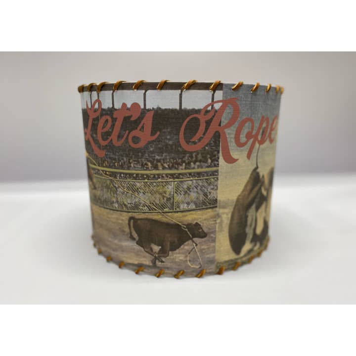 Red Dirt Ranch Clothing Company – wholesale Lampskärm – Lampskärm Let's Rope Calf Roper 11-tums Medium2