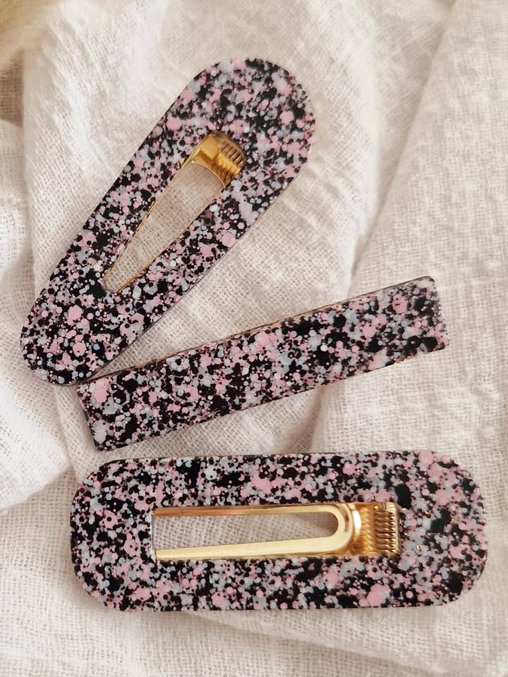 Black and pink marbled resin hair clip for wholesale by Les Noeuds de Maman