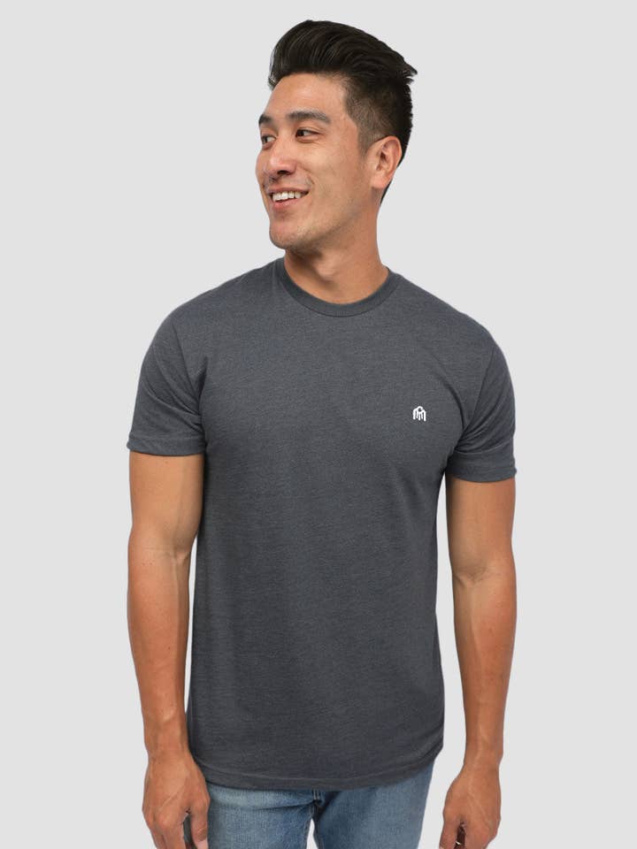 INTO THE AM – T-shirt – Homem por atacado – T-shirt Básica Ajustada Premium para Homem (de Marca)40