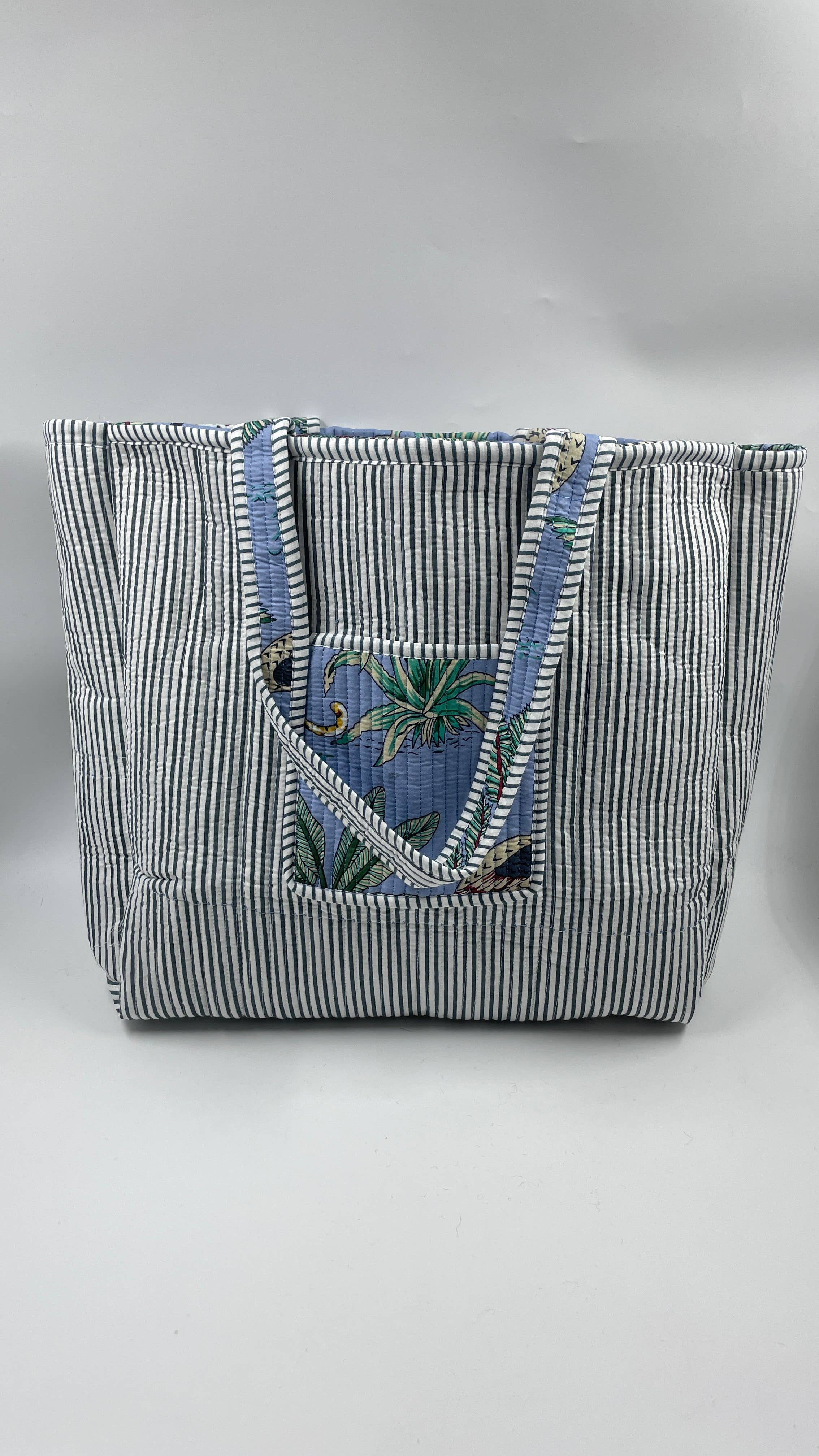 Funky Yak Ltd – wholesale Tote bag – Women's – 100% Cotton Kantha Quilted Boho Animal DGReversible Tote Bag2