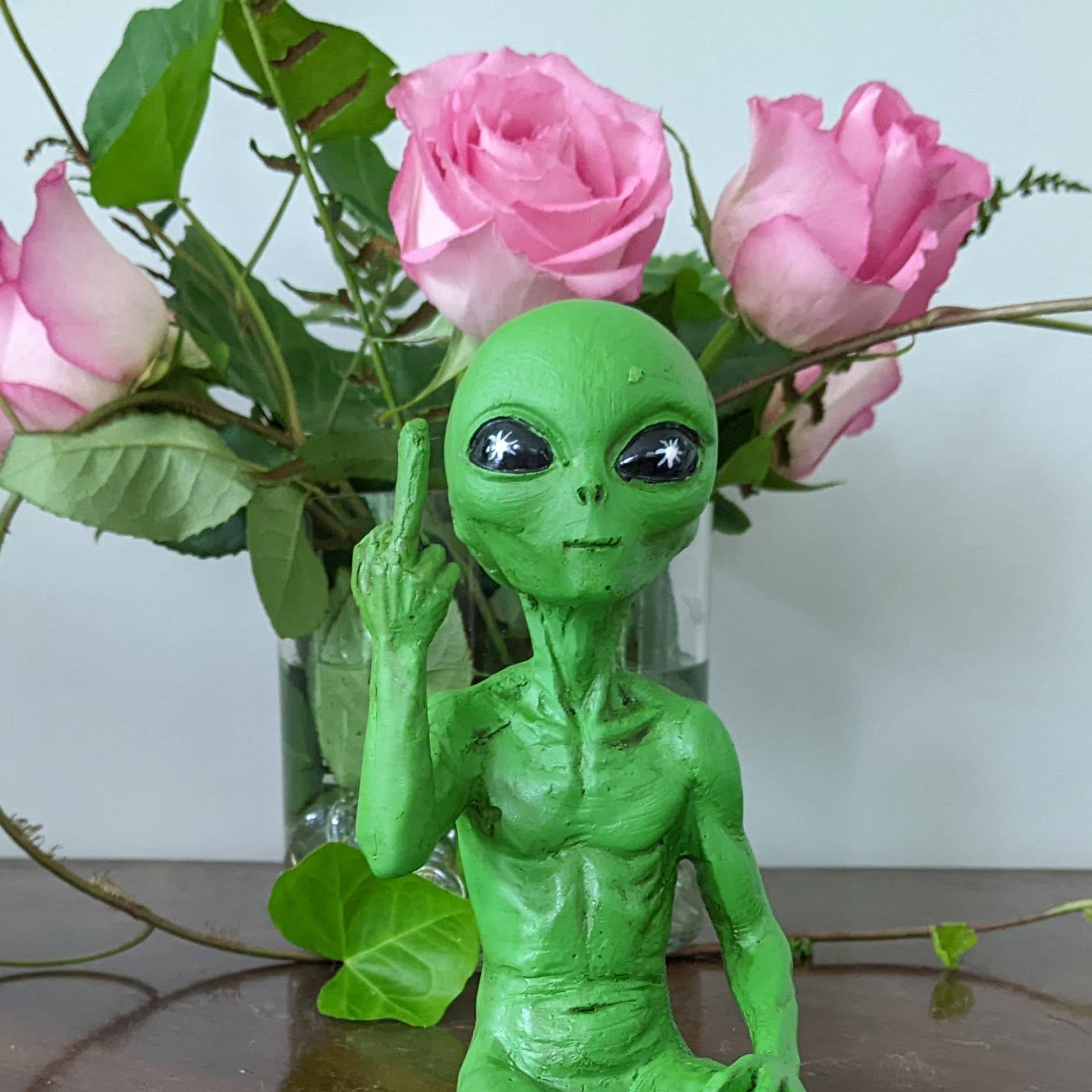 John Bernard & Company - Wholesale Outdoor Ornament/Decor - Rude Alien Statue “Flipping The Bird” 10″ H Shelf Sitter 2