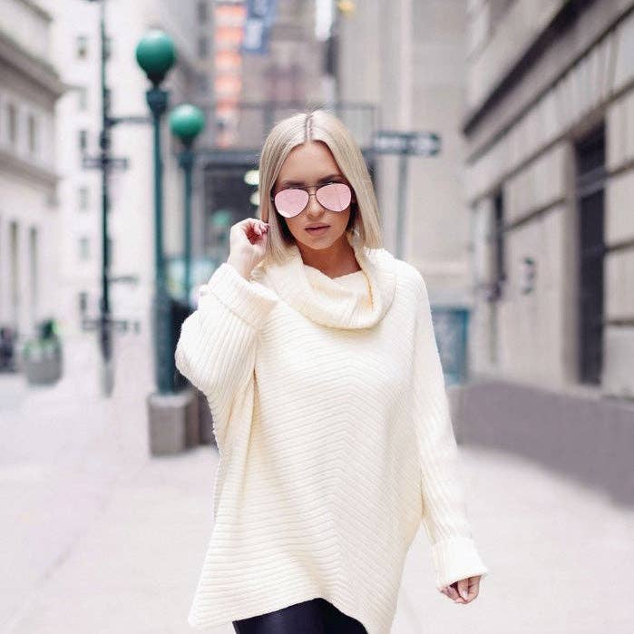 TOPFOXX - Wholesale Sunglasses - Women's - Megan - Rosegold Metal Aviator Sunglasses5