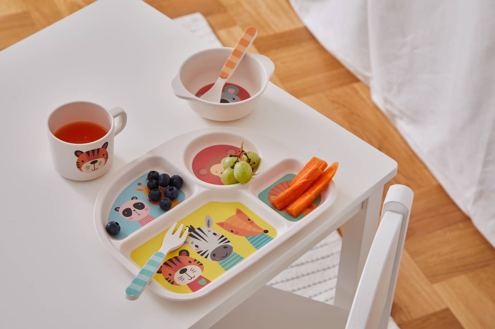 Barbo Toys - Wholesale Dinnerware Set - Kids & Baby - BoBo 5 pieces Colourful Mealtime Set with 4 room plate3