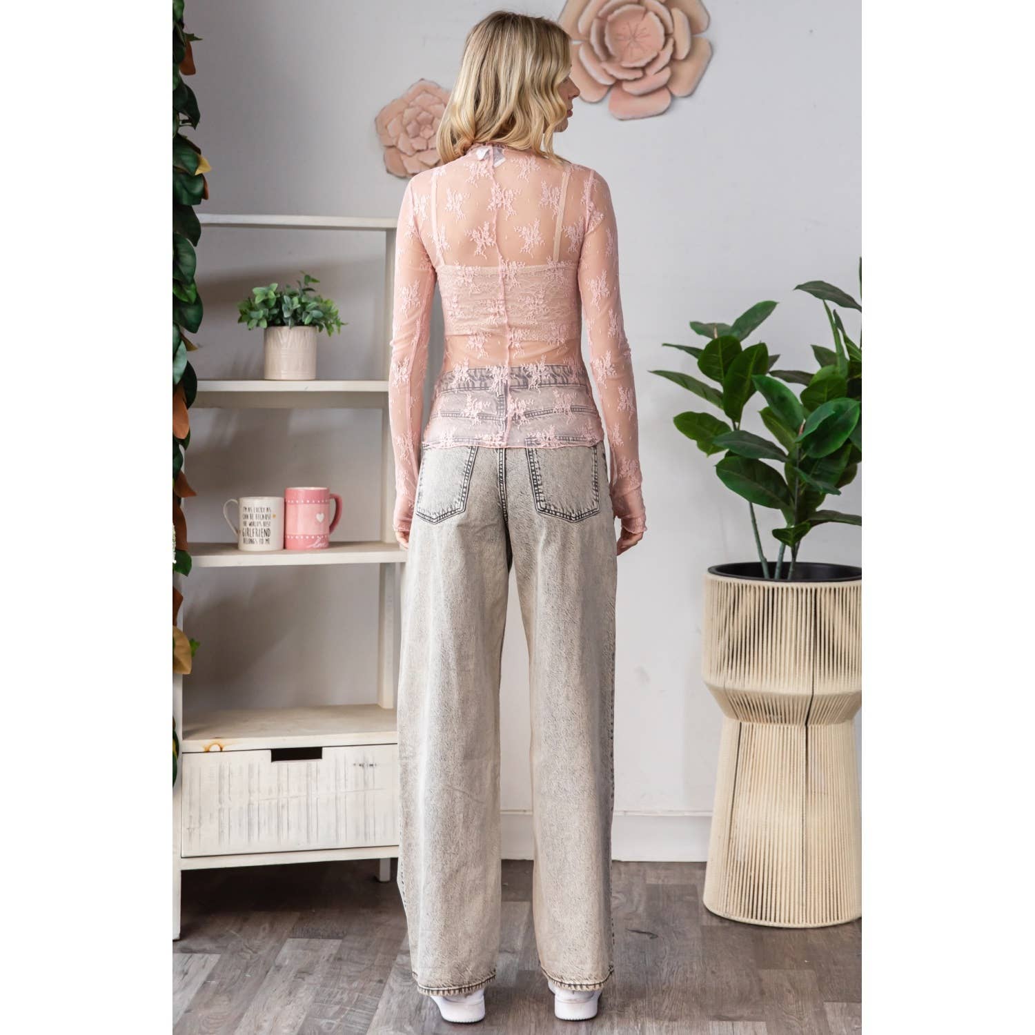 Veveret – Blusa - Mulher por atacado – Top Transparente de Renda com Manga Comprida17