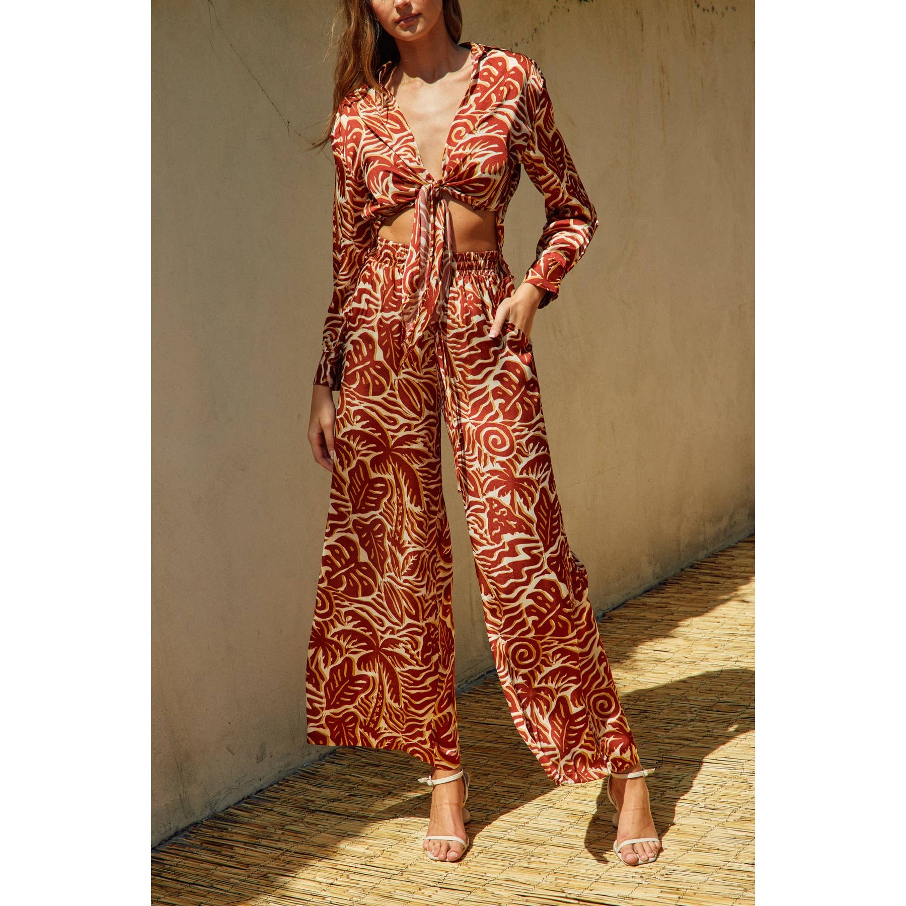 ETRUSKISCH ROOD Ibiza broek met wijde pijpen en trekkoord (1) voor groothandel op Faire4