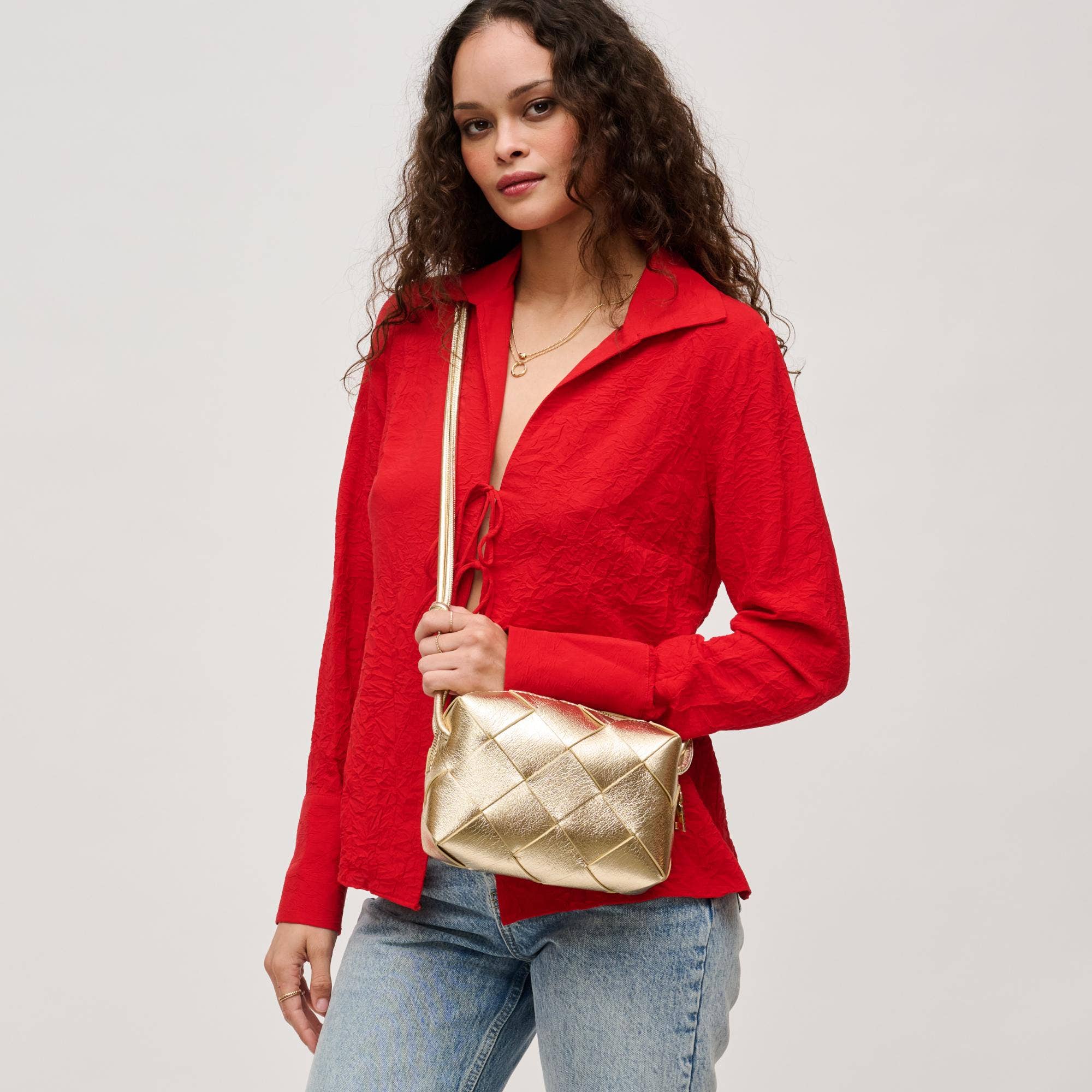 Urban Expressions - Wholesale Crossbody Bag - Women's - Kennedy Woven Crossbody32