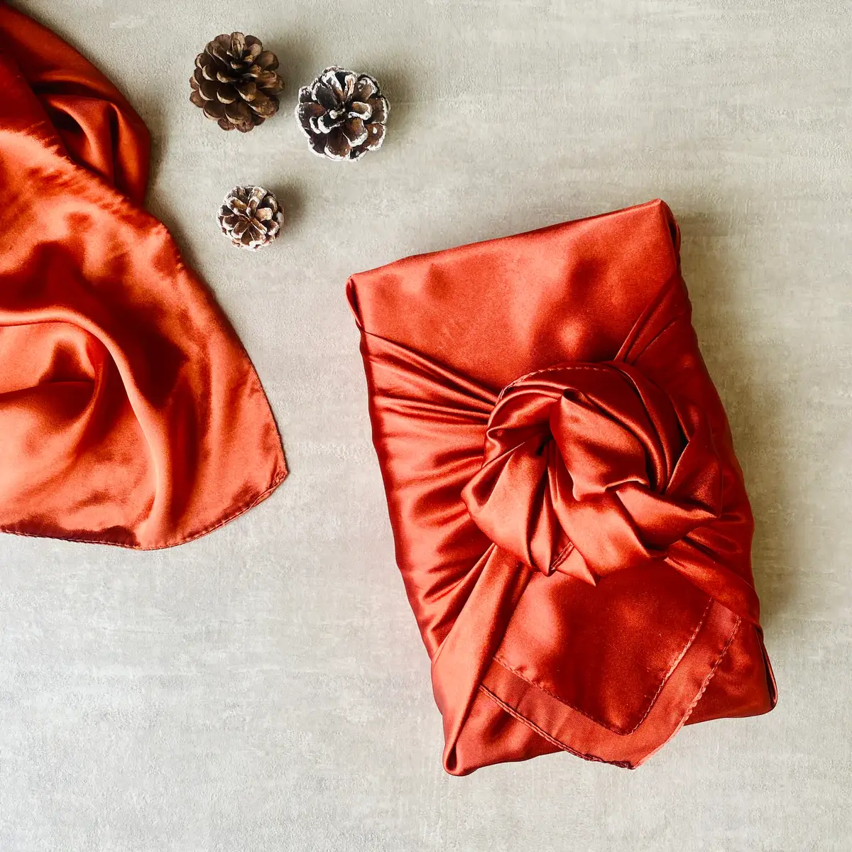 OLSEN+OLSEN - Wholesale Flat Wrap - Furoshiki - Silky gift wrapping - Copper3