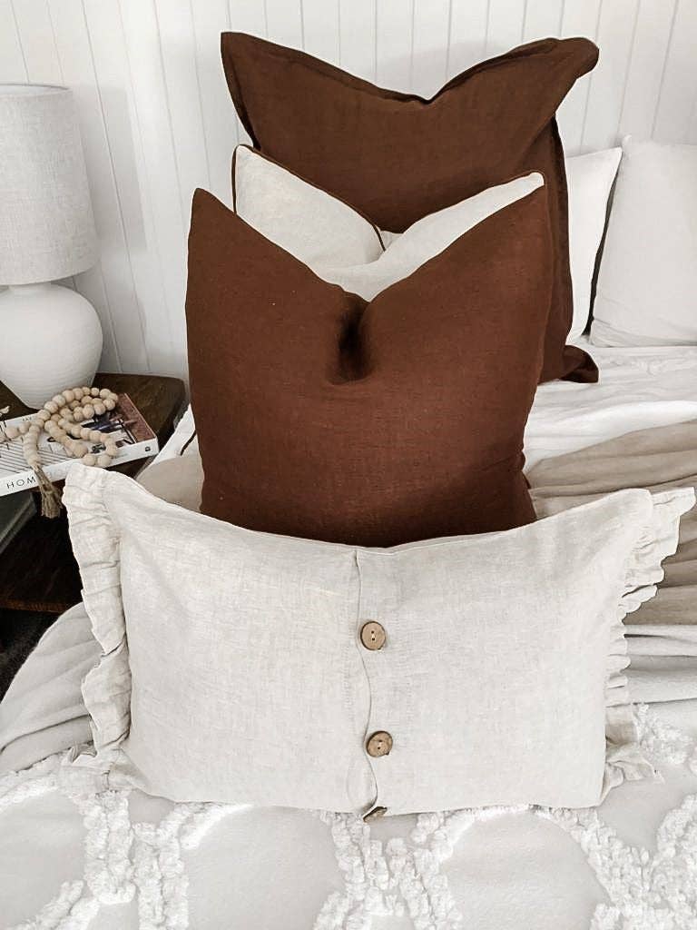 Mama and Tochter - Wholesale Lumbar Pillow - Linen Lumbar with Ruffle Ends - Natural 30 x 502