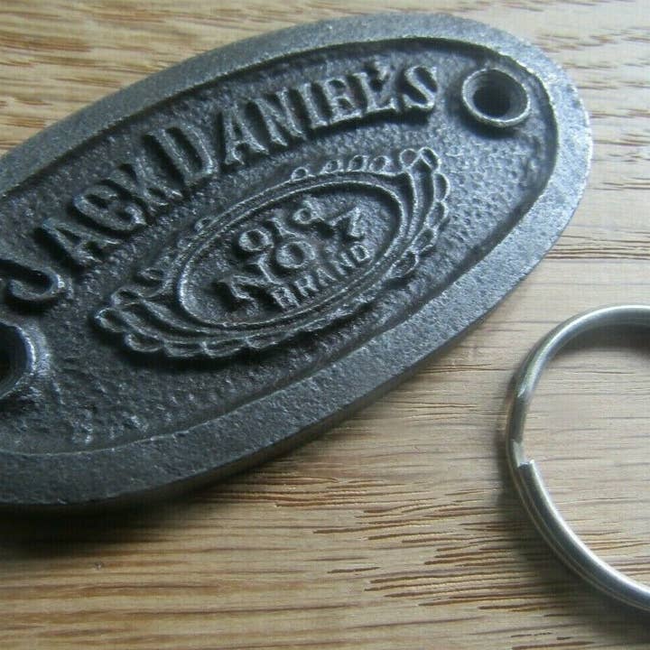 IronmongeryWorld – Großhandel Schlüsselanhänger – Unisex – Jack Daniels Whiskey Gusseisen Schlüsselring