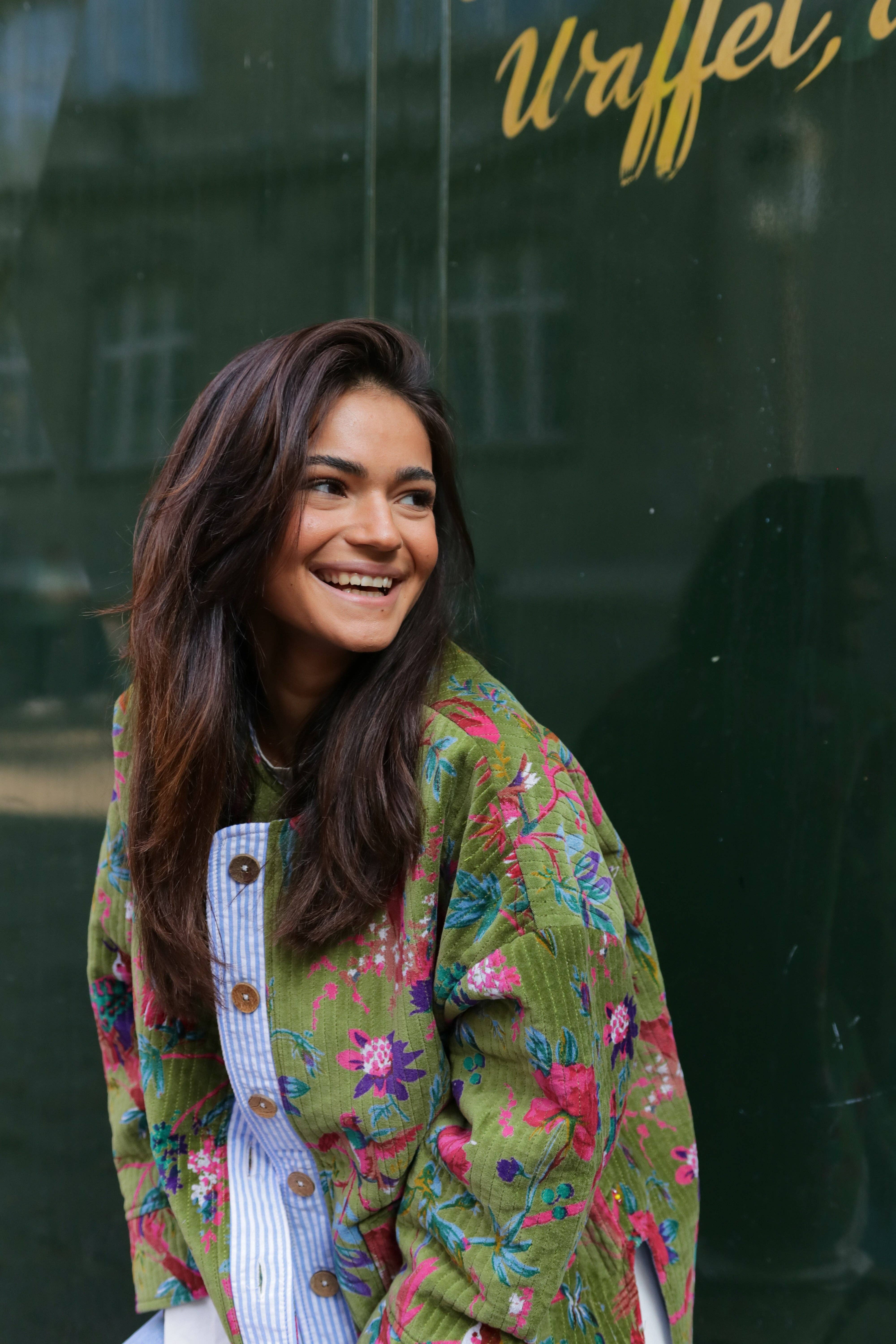 The Corner - Wholesale Jacket - Women's - Quilted velvet jacket in Green Garden2