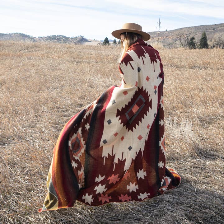 Alpaca Threadz - Wholesale Throw Blanket - Andean Alpaca Wool Blanket - Western - Rust8