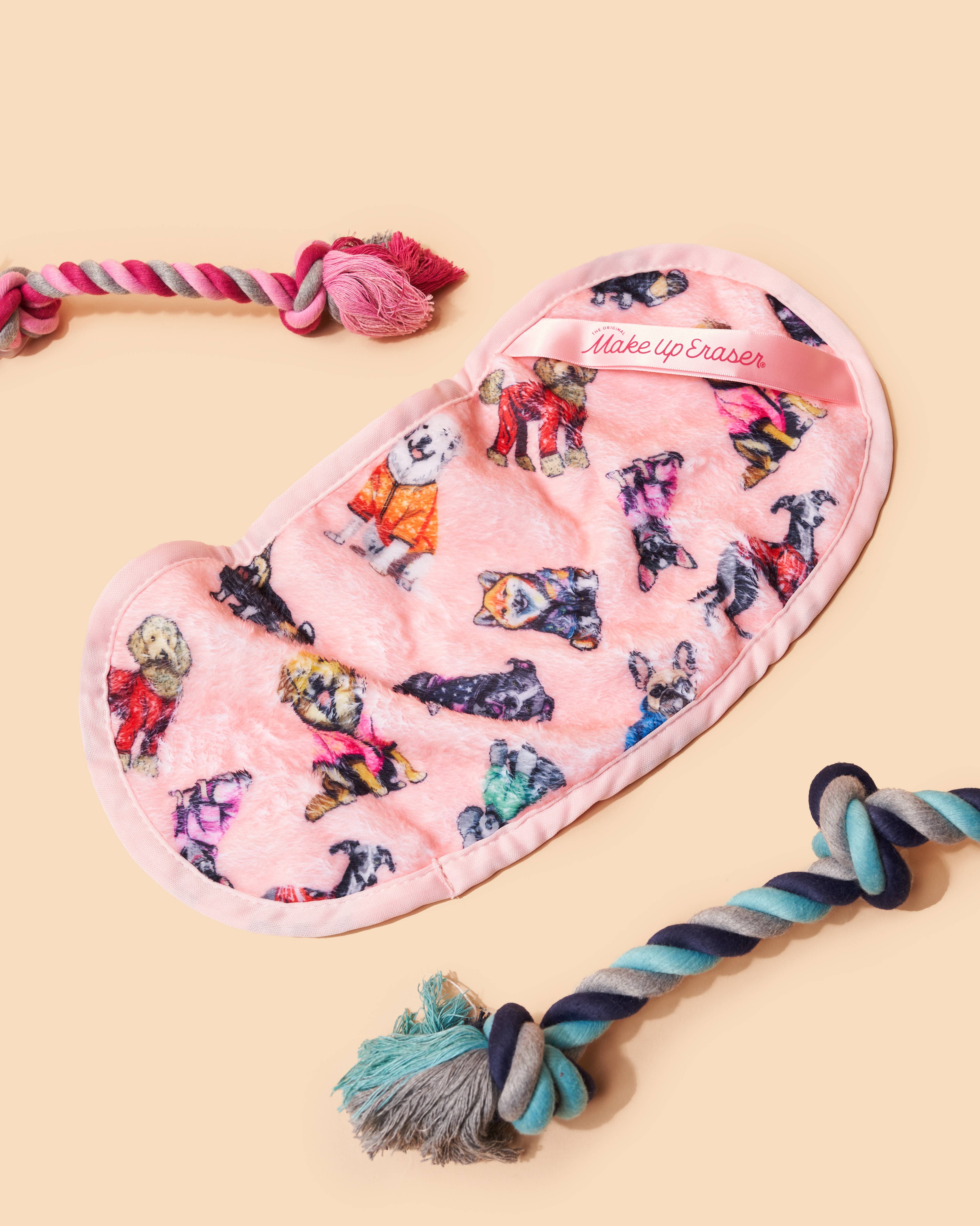 The Original MakeUp Eraser - Wholesale Makeup Remover - Puppy Print MakeUp Eraser PRO | The Pet Lover2