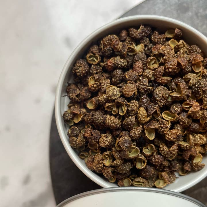 Green Sechuan Pepper for wholesale by Compagnie Française des Poivres et Epices