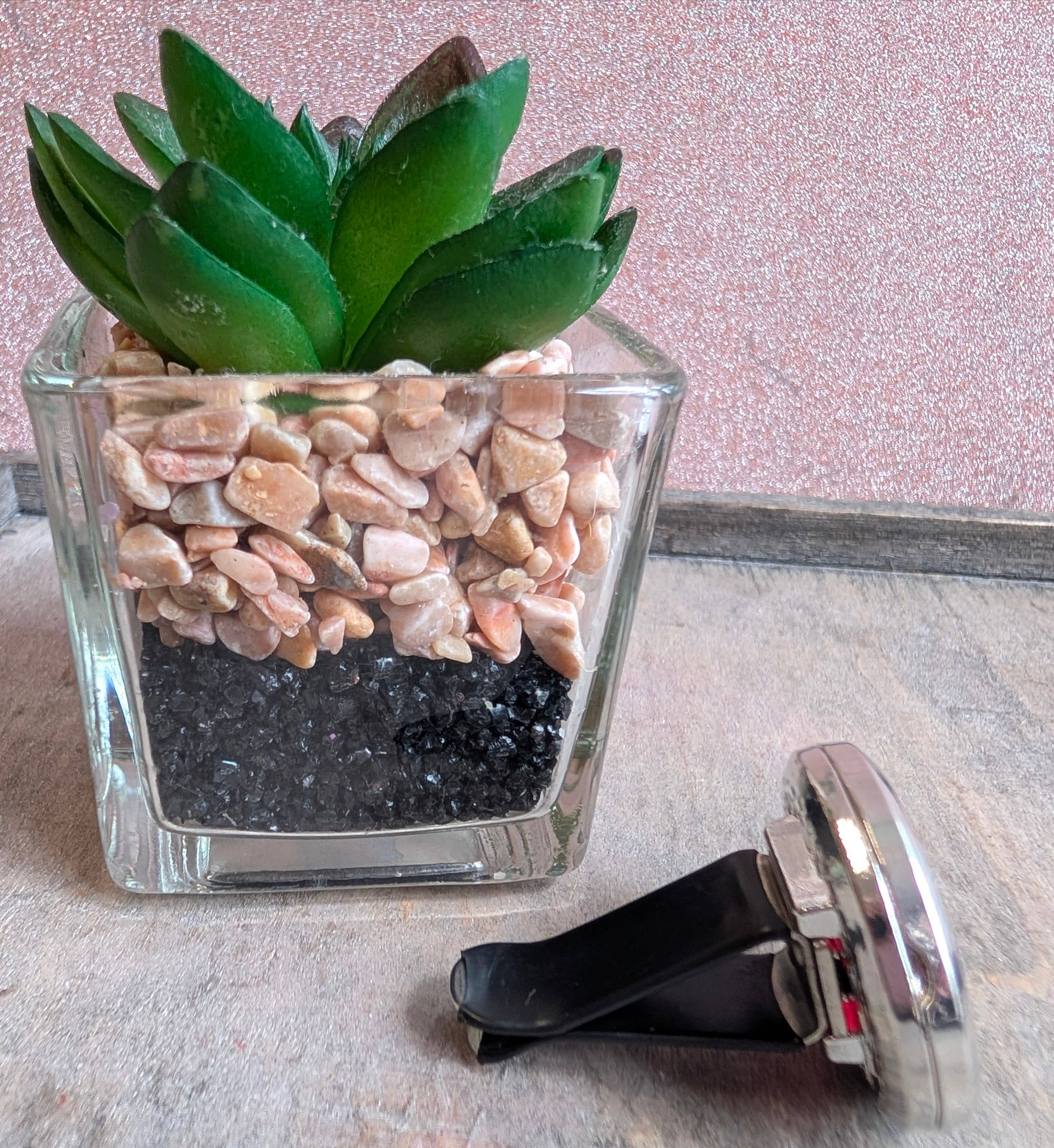 Aka Designs – wholesale Fragrance booster – Car Air Freshener Set | Tree of Life or Love Hearts Design 1