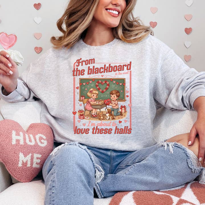 DU TABLEAU AUX COULOIRS SWEAT-SHIRT À COL ROND ENSEIGNANT DE LA SAINT-VALENTIN pour la vente par Haverly and Co.