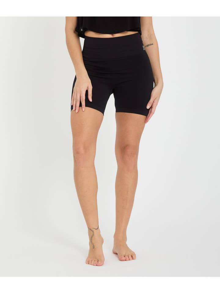 Yoga Searcher - Vente Short de sport – femme - YADU - Short en polyamide recyclé
