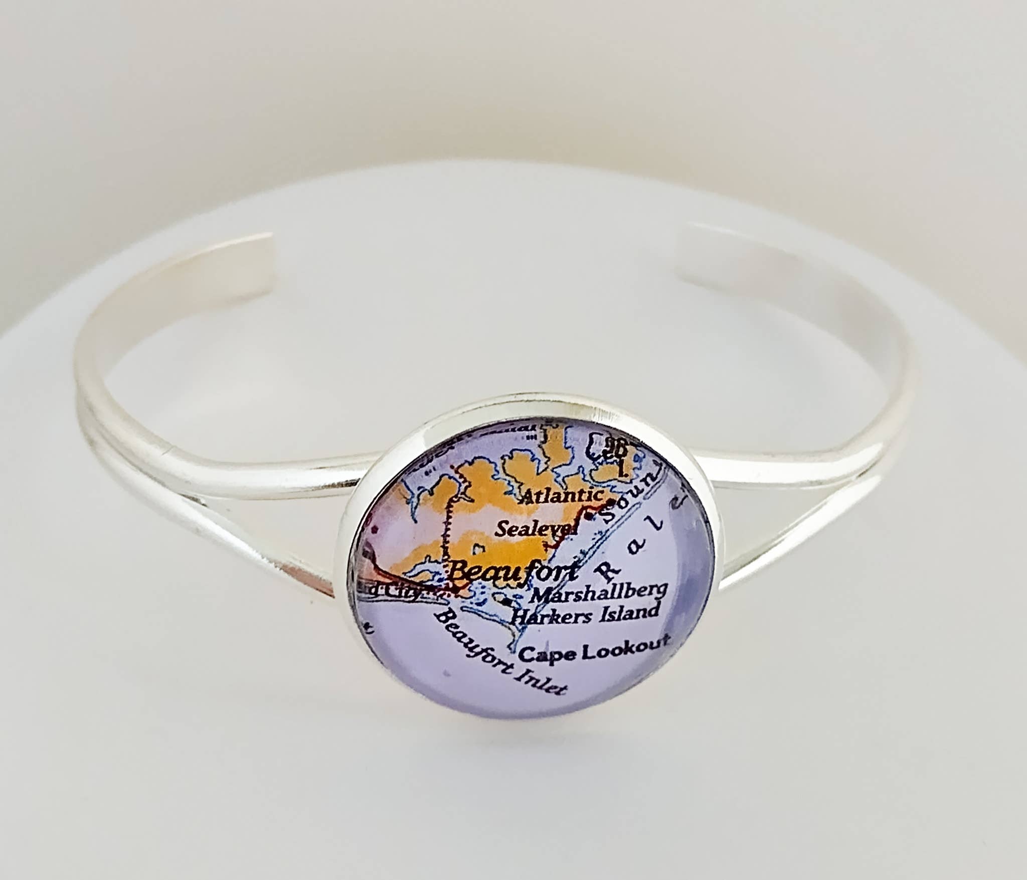 Piccadilly Pendants - Vente Bracelet manchette - Bracelet carte personnalisé3