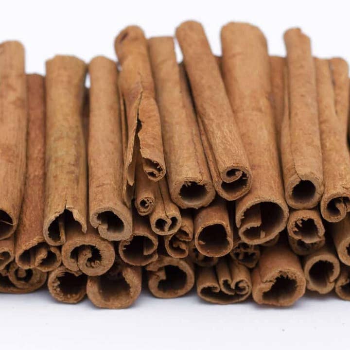 Food Grade A Cinnamon (Cassia) Sticks for wholesale by Eco-Pebble