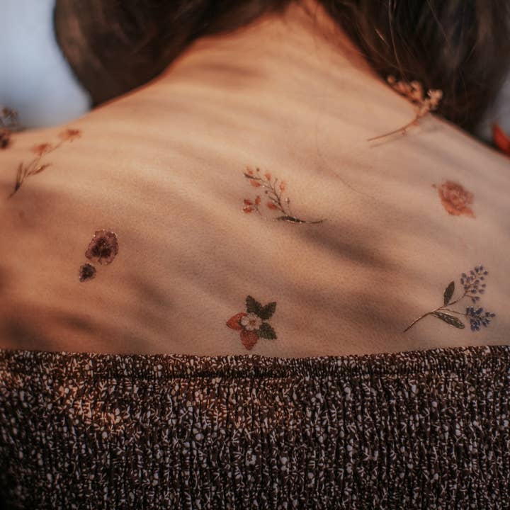 PAPERSELF - Wholesale Temporary Tattoo - Flowers and Berries Temporary Tattoos Stickers