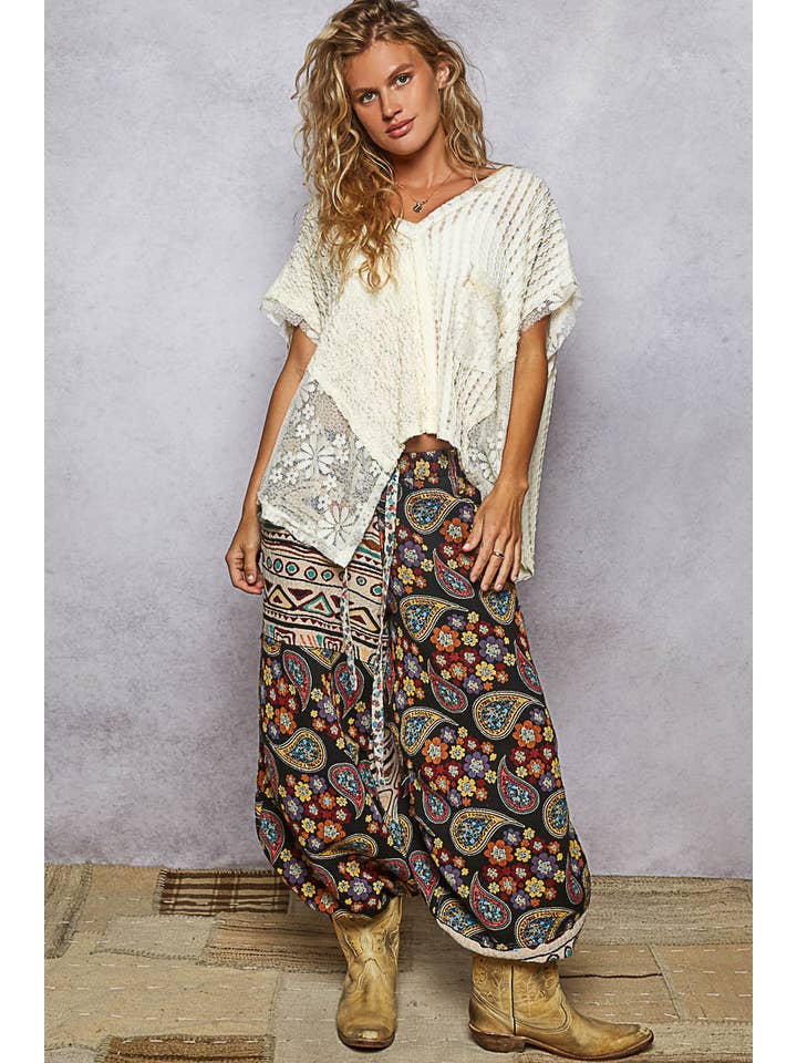 Pol Clothing - Wholesale Knit Top - Women's - Oversize v-neck short sleeve lace front pocket woven top