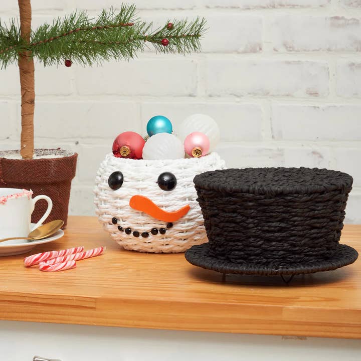 C&F Home - Wholesale Basket - Christmas Snowman Candy Basket2