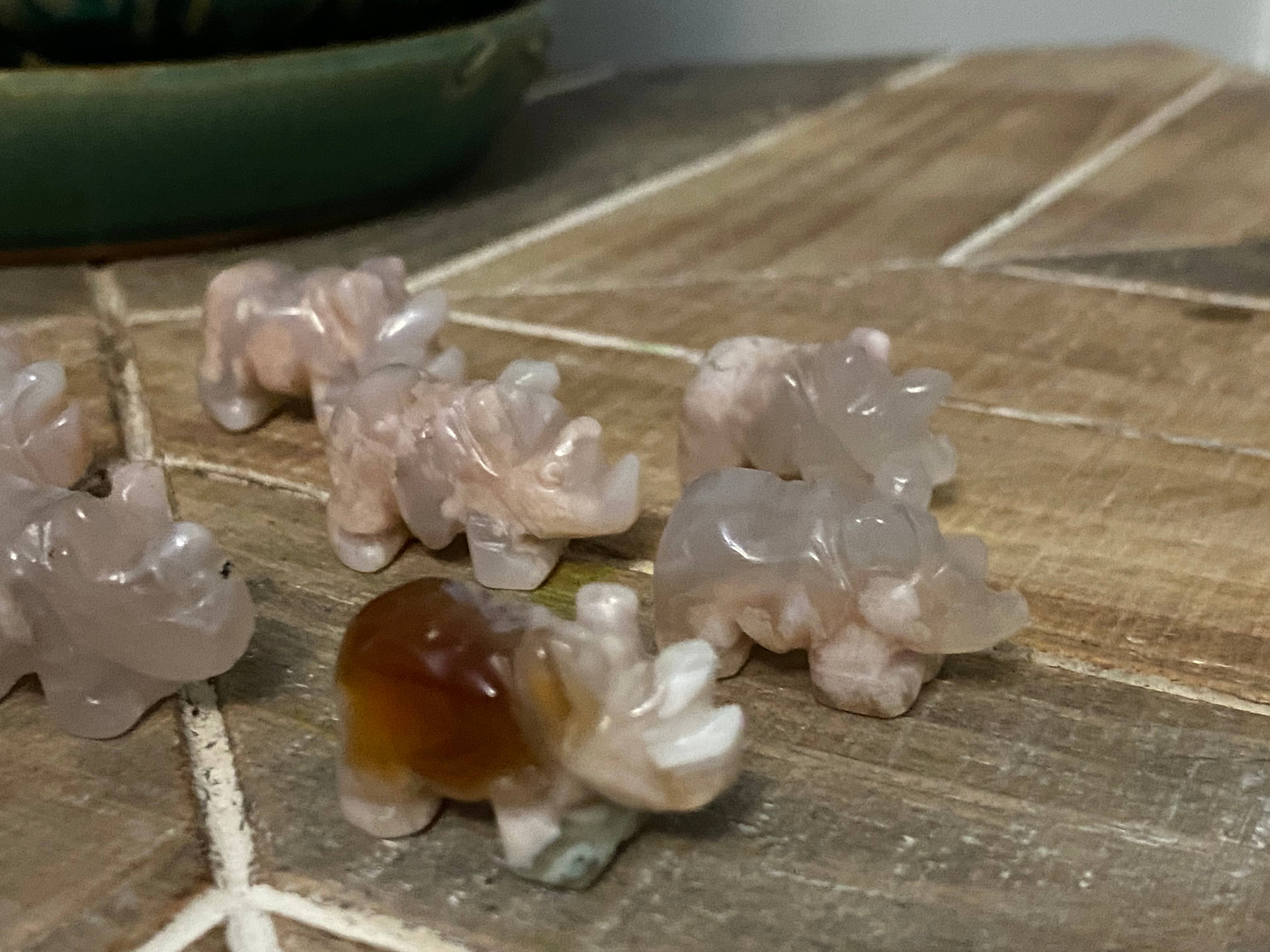 Moon River Designs - Wholesale Spiritual stone/crystal - Mystery Mini Crystal Animal & Character Carvings Bulk Set3