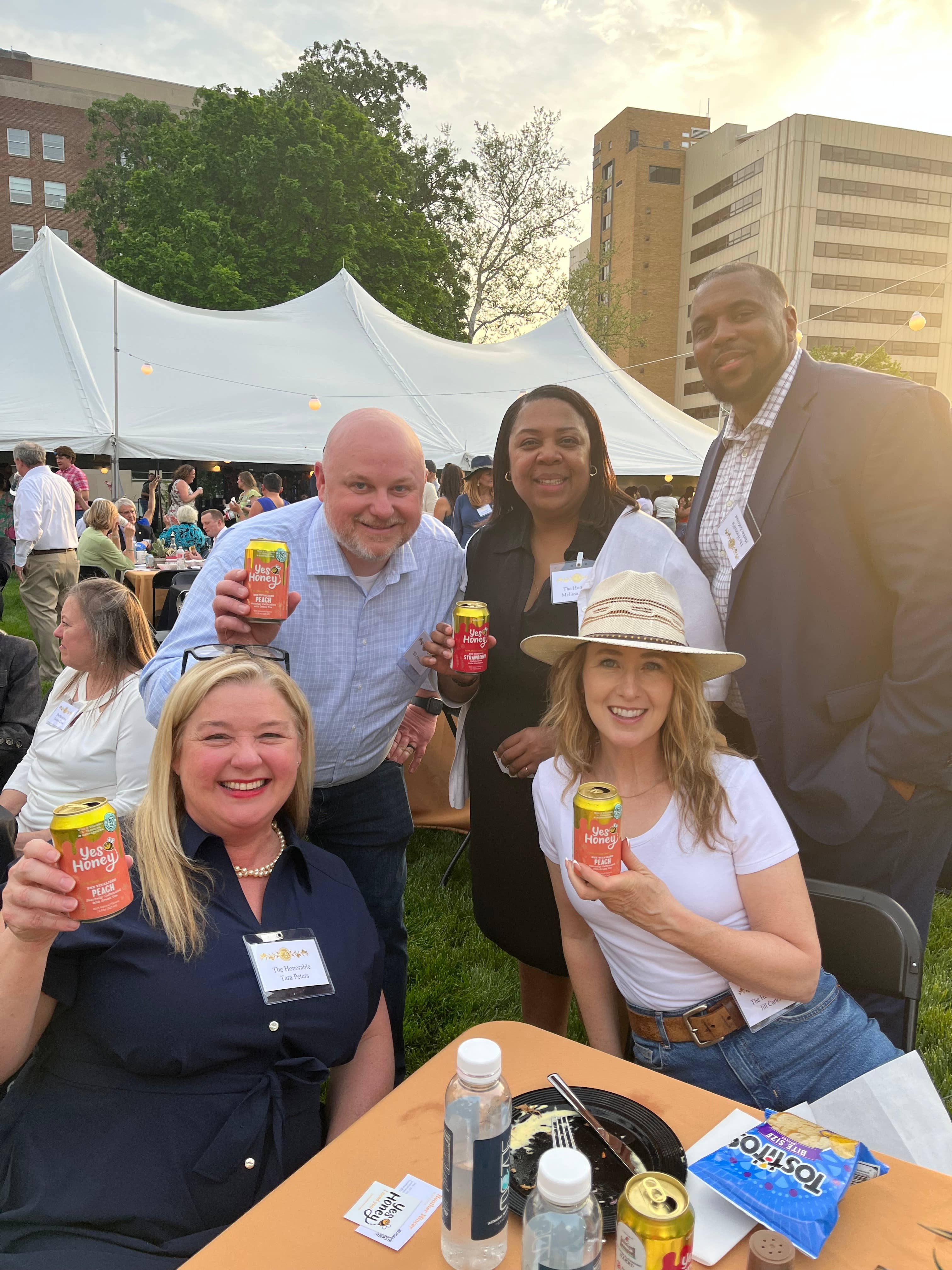 Yes Honey - Wholesale Soda/Carbonated Drink - Yes Honey - 100% Honey Sweetened Soda - Peach Vitality4