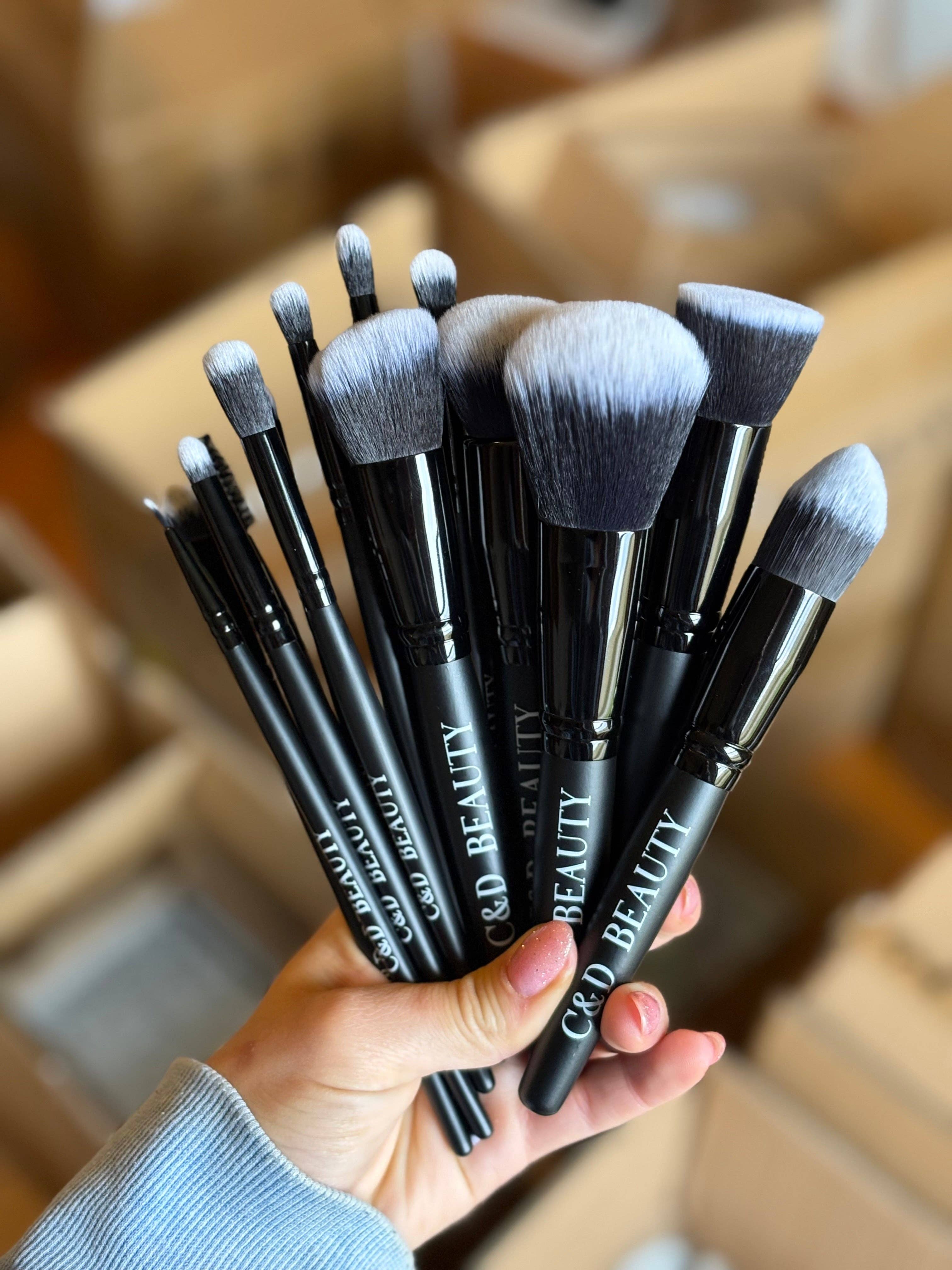 C & D Beauty LLC. - Wholesale Makeup Brush Set - Makeup Brush Set6