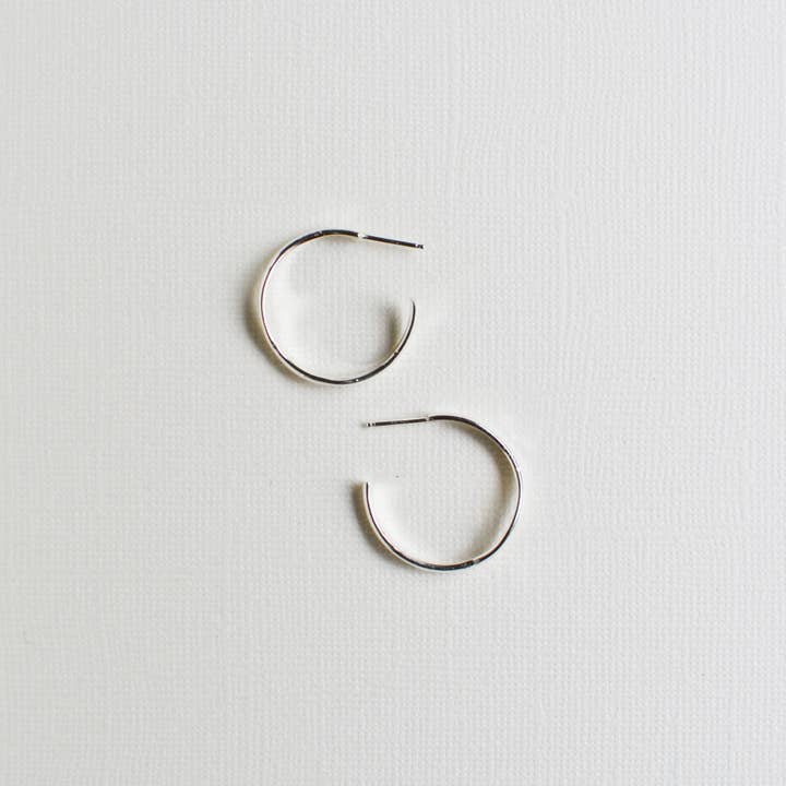 Gem & Blue - Wholesale Hoop Earrings - Silver Heli Hoops