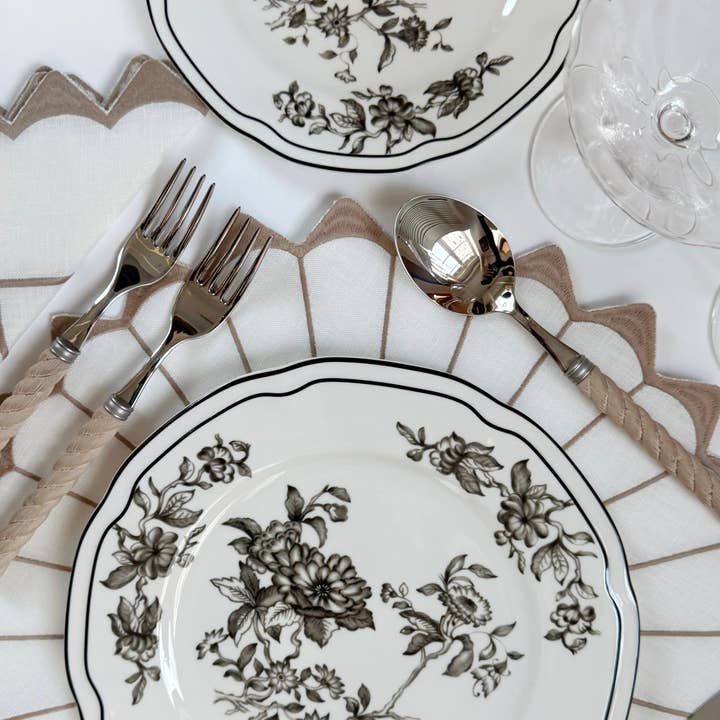 Duggan Society - Wholesale Dinner Plate - Byron white fine bone china dinner plate (set of 4)3