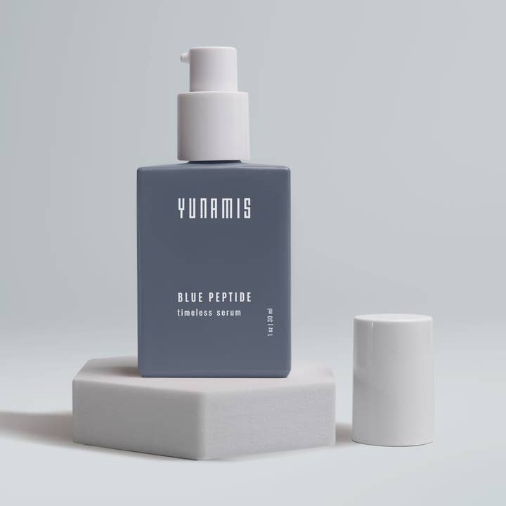 Sérum Intemporel Peptide Bleu pour la vente par YUNAMIS