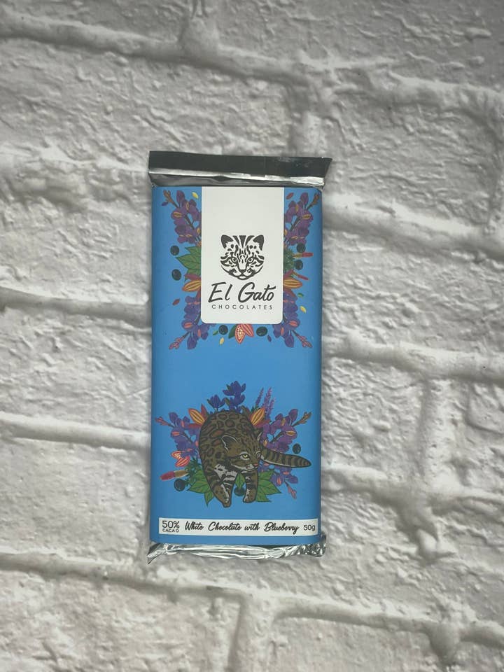 50g Chocolate Branco com Mirtilo 50% Cacau por atacado de El Gato Chocolates