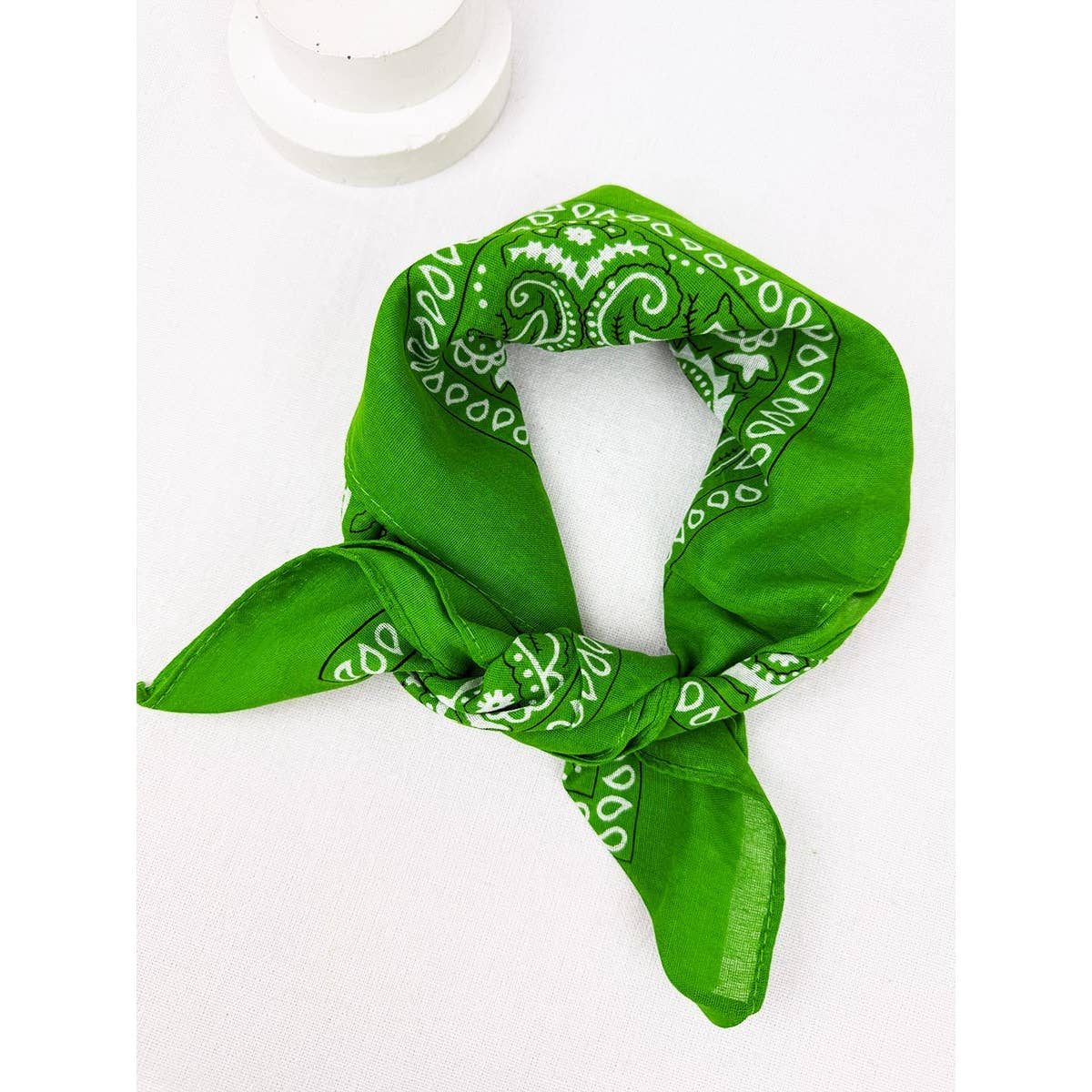 KELLY VERT Bandanas à motif Paisley vert Kelly en vente sur Faire2