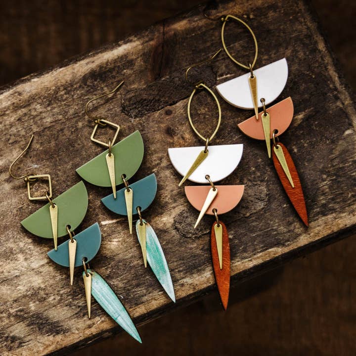 Sunward Jewelry and Hats – wholesale Dangle earrings – Rebel - Acrylic and Leather