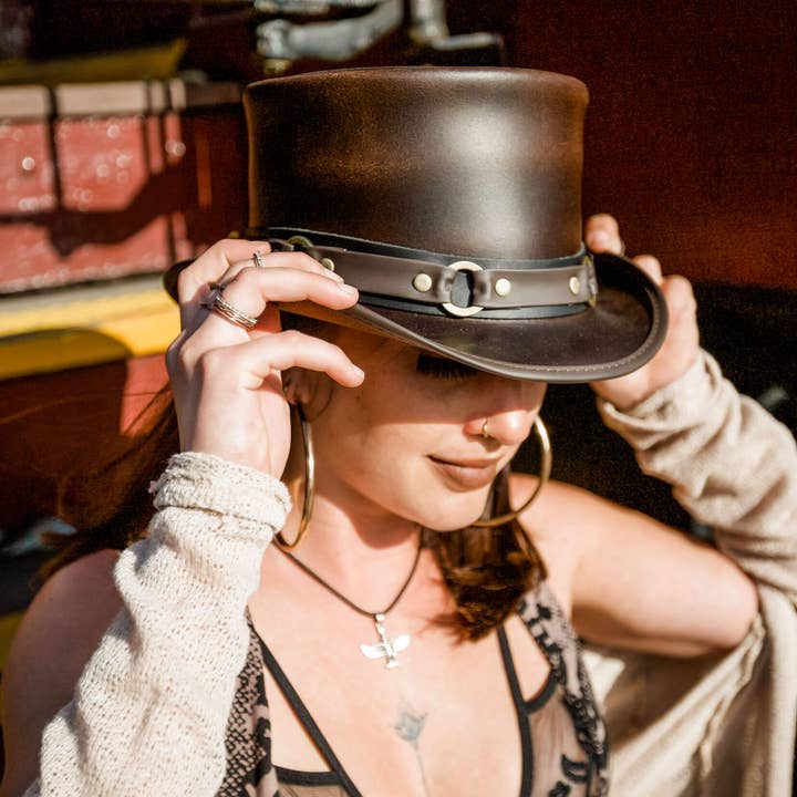 American Hat Makers - Wholesale Fedora - Unisex - Biker Leather Top Hat SR2 Band - Style El Dorado SR2