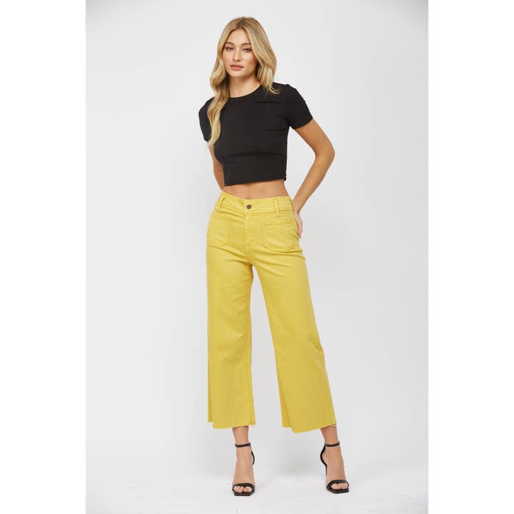 JAMBE LARGE ET COURTE AVEC POCHE AVANT pour la vente par Mica Denim